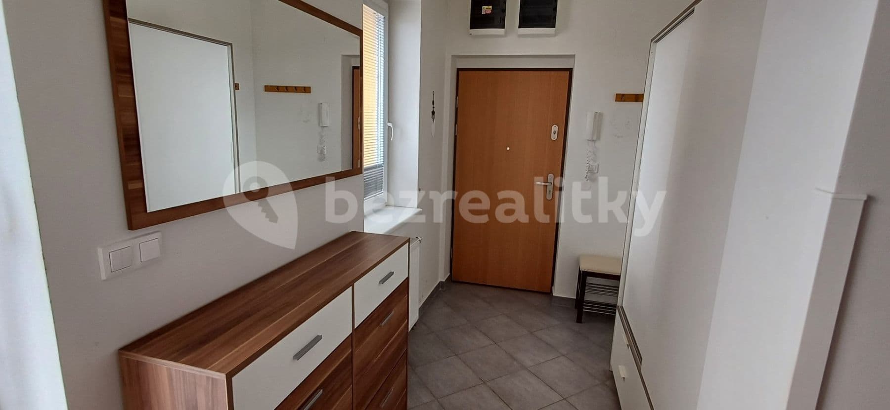 1 bedroom with open-plan kitchen flat to rent, 64 m², Blšanecká, Prague, Prague 1 bedroom with open-plan kitchen flat to rent, 64 m², Blšanecká, Prague, Prague