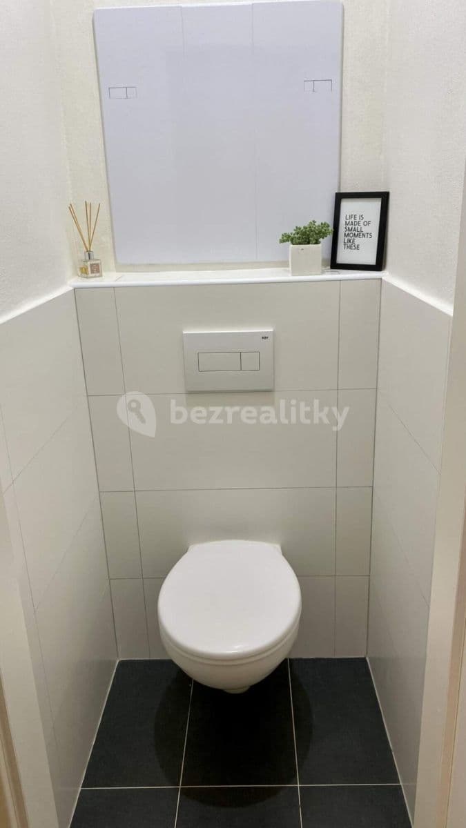 1 bedroom with open-plan kitchen flat to rent, 66 m², Na Královkách, Kuřim, Jihomoravský Region 1 bedroom with open-plan kitchen flat to rent, 66 m², Na Královkách, Kuřim, Jihomoravský Region