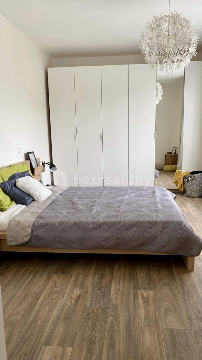 1 bedroom with open-plan kitchen flat to rent, 66 m², Na Královkách, Kuřim, Jihomoravský Region 1 bedroom with open-plan kitchen flat to rent, 66 m², Na Královkách, Kuřim, Jihomoravský Region