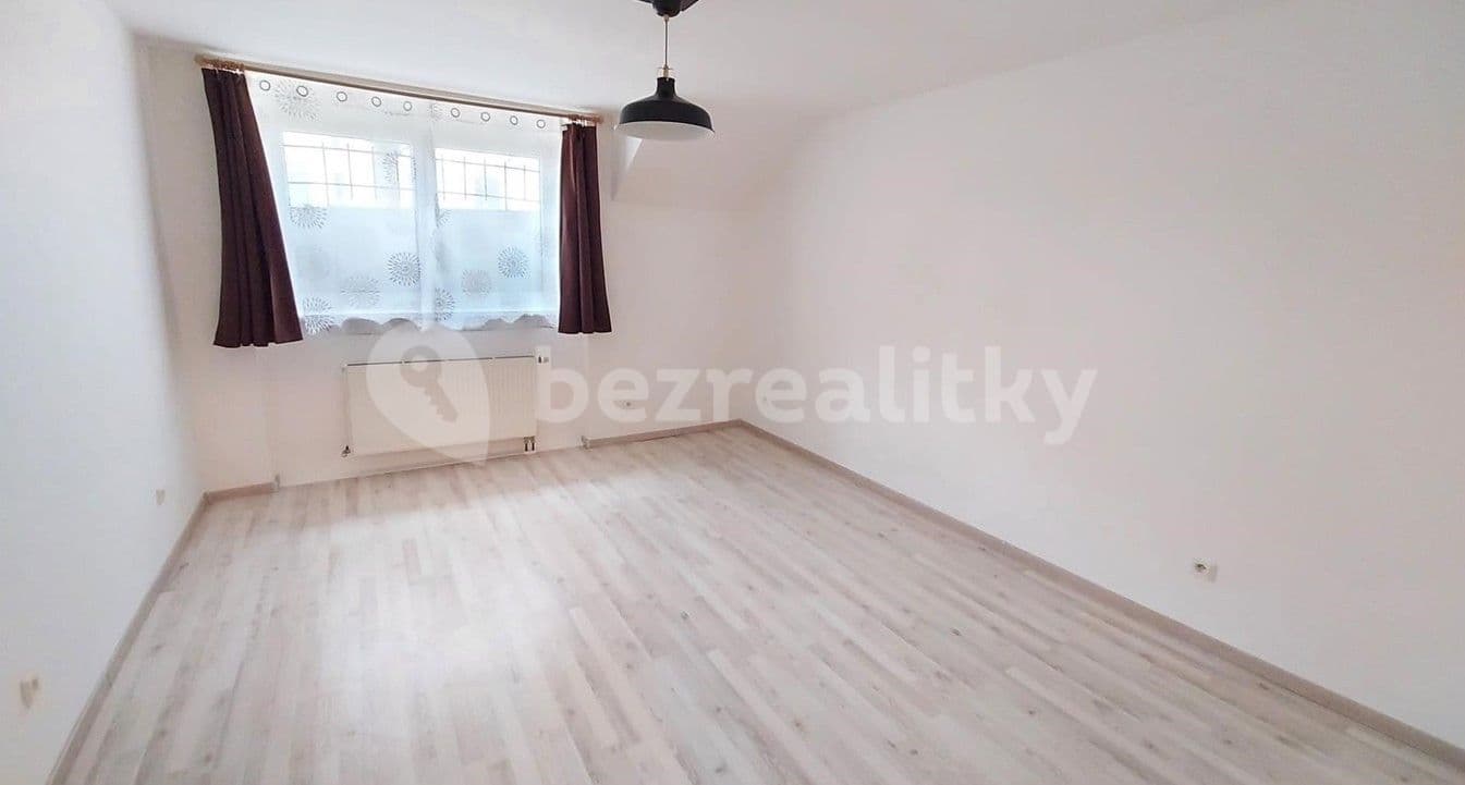 3 bedroom flat to rent, 82 m², Michelská, Prague, Prague 3 bedroom flat to rent, 82 m², Michelská, Prague, Prague
