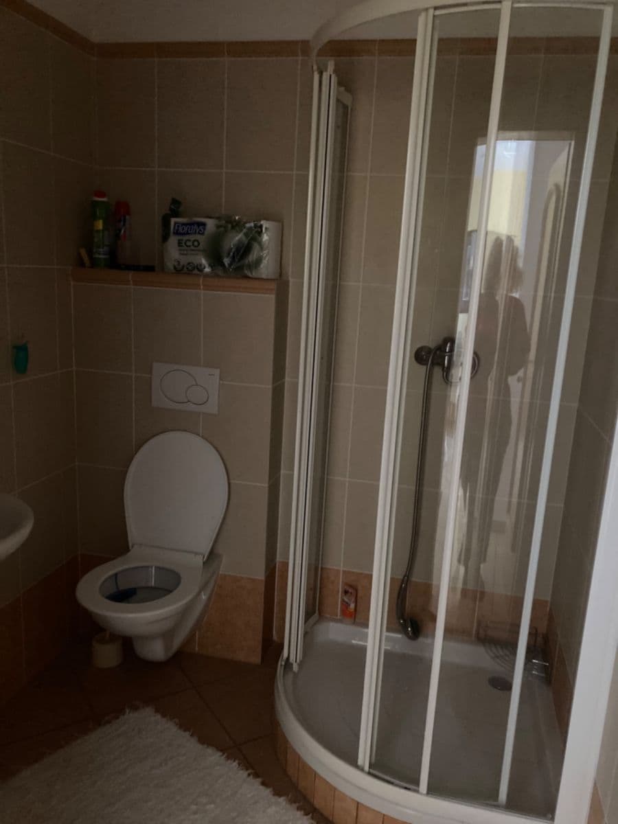 house for sale, 200 m², Kvetinová, Banská Bystrica, Banskobystrický Region house for sale, 200 m², Kvetinová, Banská Bystrica, Banskobystrický Region