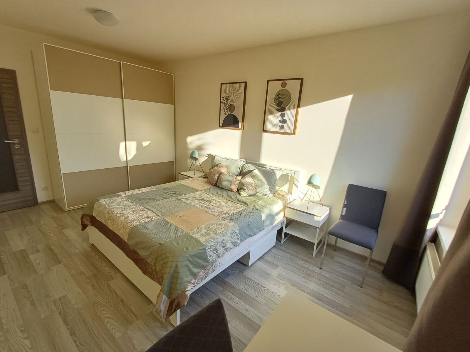 1 bedroom with open-plan kitchen flat to rent, 63 m², V Háji, Prague, Prague 1 bedroom with open-plan kitchen flat to rent, 63 m², V Háji, Prague, Prague
