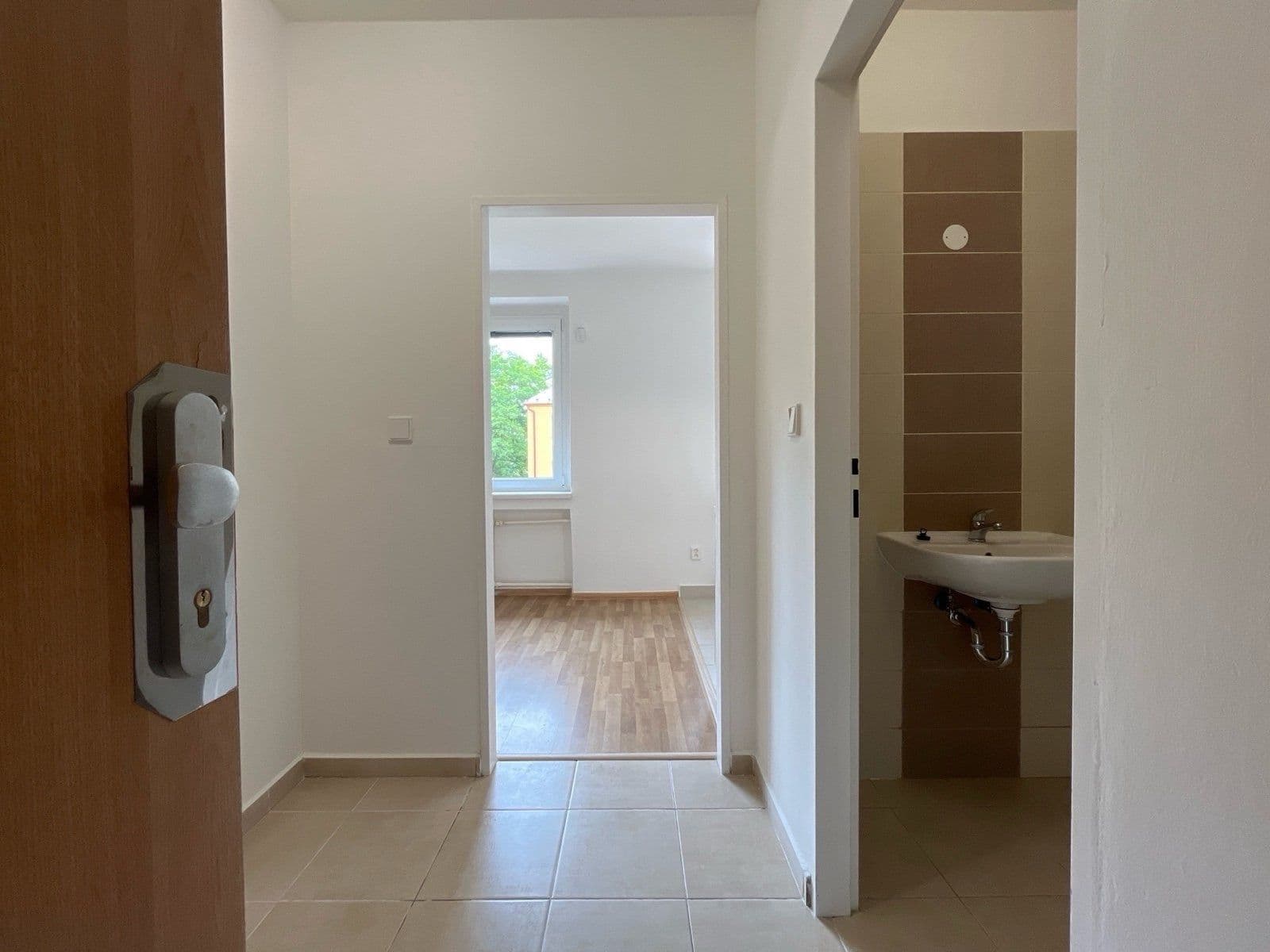 1 bedroom with open-plan kitchen flat to rent, 38 m², Dukelská, Havířov, Moravskoslezský Region 1 bedroom with open-plan kitchen flat to rent, 38 m², Dukelská, Havířov, Moravskoslezský Region