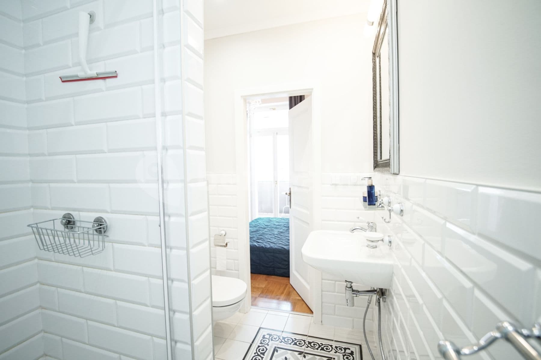 3 bedroom with open-plan kitchen flat to rent, 97 m², Korunní, Prague, Prague 3 bedroom with open-plan kitchen flat to rent, 97 m², Korunní, Prague, Prague