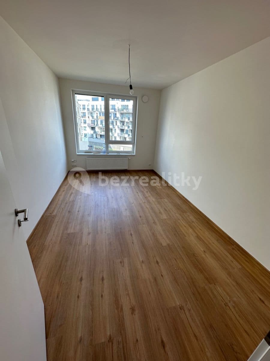 3 bedroom with open-plan kitchen flat to rent, 130 m², Stočesova, Prague, Prague 3 bedroom with open-plan kitchen flat to rent, 130 m², Stočesova, Prague, Prague