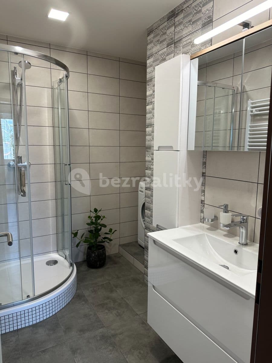 2 bedroom with open-plan kitchen flat to rent, 73 m², Zárybská, Prague, Prague 2 bedroom with open-plan kitchen flat to rent, 73 m², Zárybská, Prague, Prague
