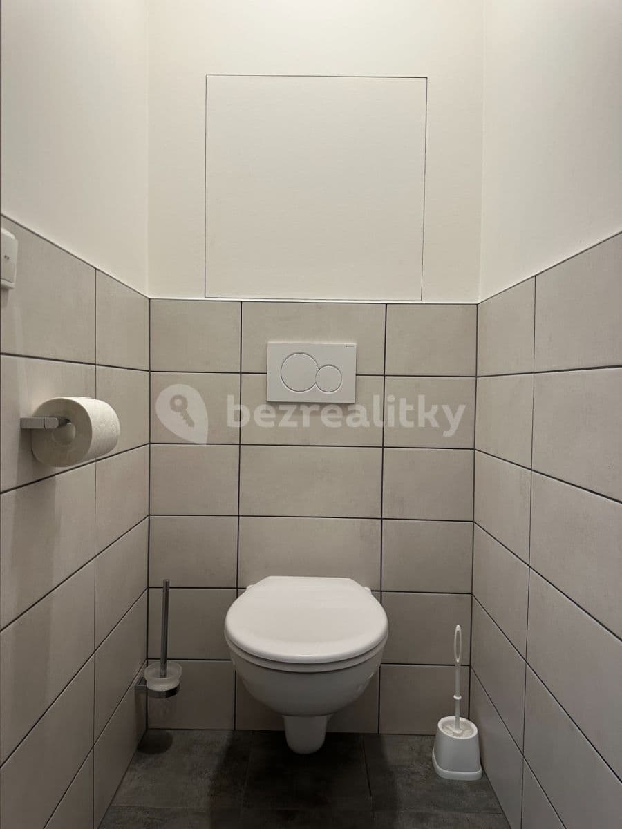 2 bedroom with open-plan kitchen flat to rent, 73 m², Zárybská, Prague, Prague 2 bedroom with open-plan kitchen flat to rent, 73 m², Zárybská, Prague, Prague