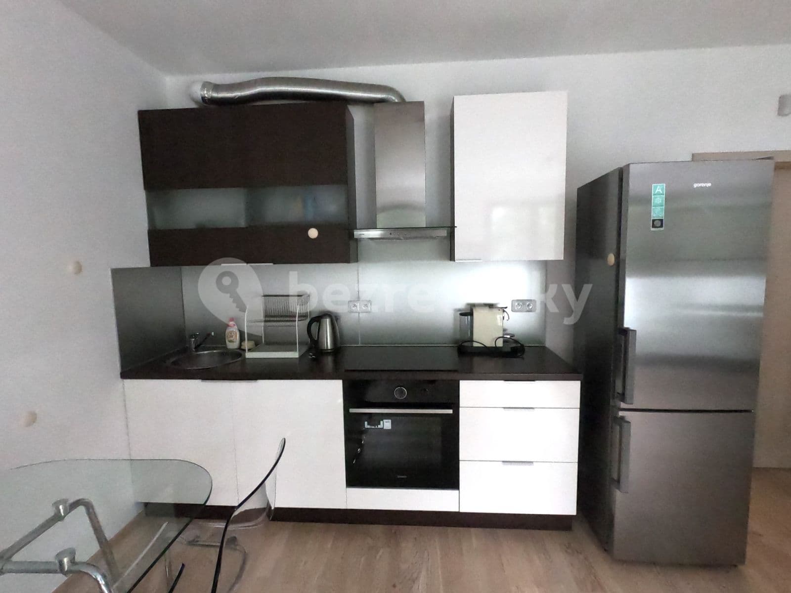 Studio flat to rent, 37 m², Olšanská, Prague, Prague Studio flat to rent, 37 m², Olšanská, Prague, Prague