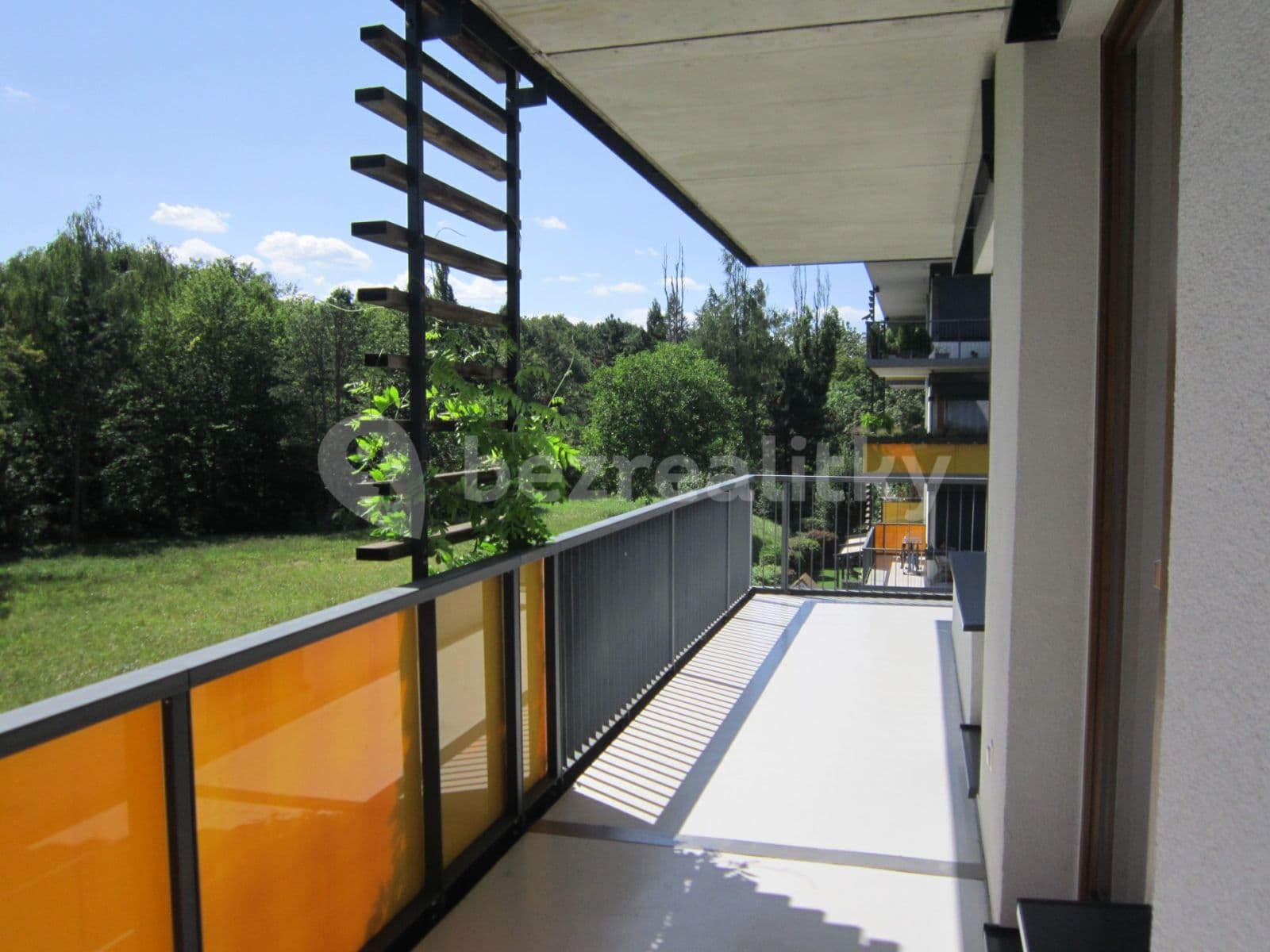 2 bedroom with open-plan kitchen flat to rent, 96 m², Plzeňská, Prague, Prague 2 bedroom with open-plan kitchen flat to rent, 96 m², Plzeňská, Prague, Prague