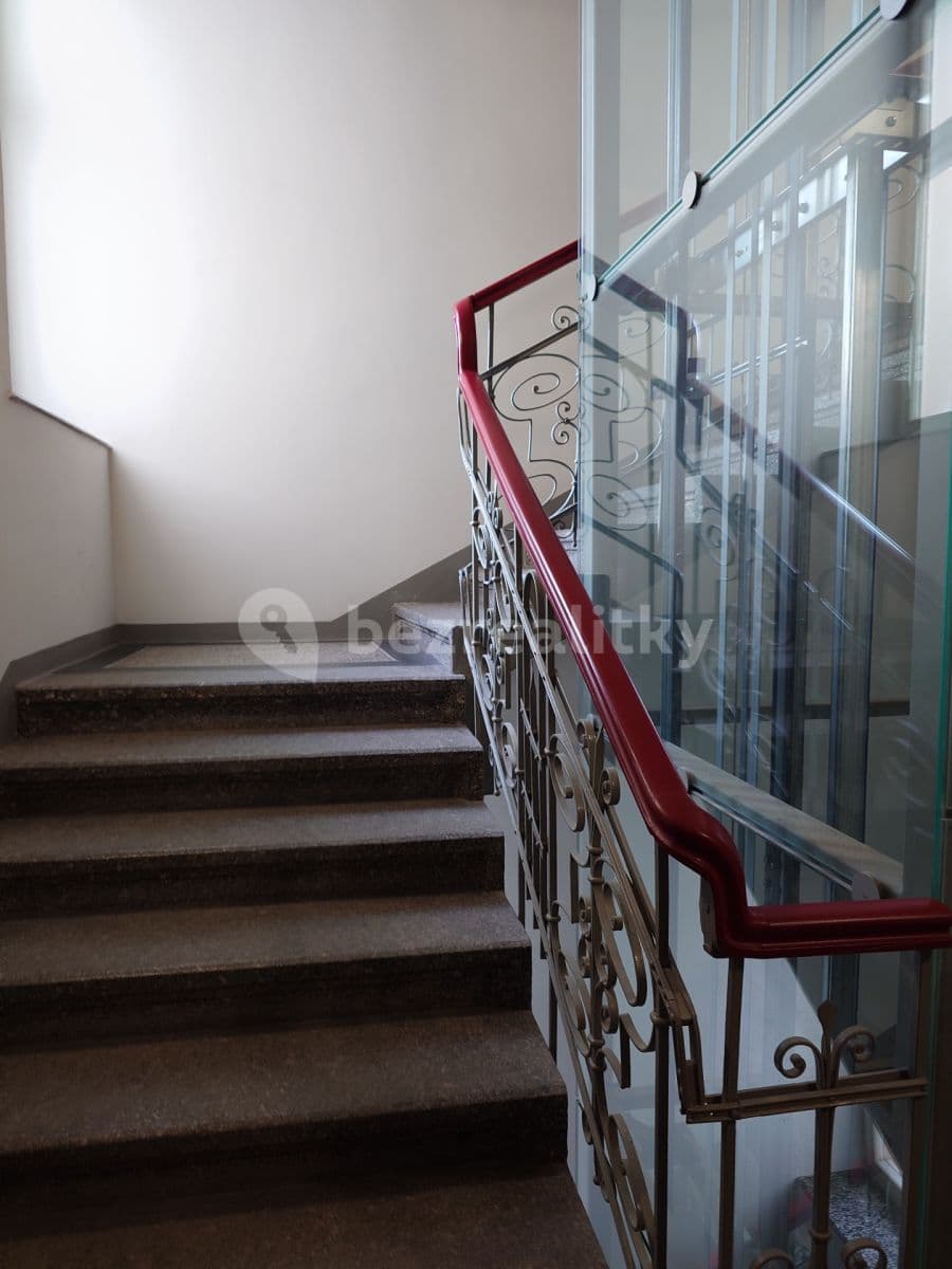 Small studio flat to rent, 28 m², Erbenova, Prague, Prague Small studio flat to rent, 28 m², Erbenova, Prague, Prague