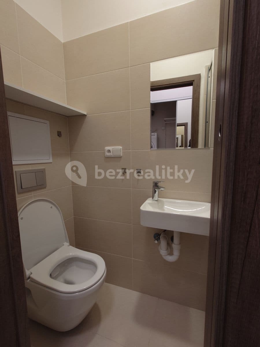Small studio flat to rent, 28 m², Erbenova, Prague, Prague Small studio flat to rent, 28 m², Erbenova, Prague, Prague