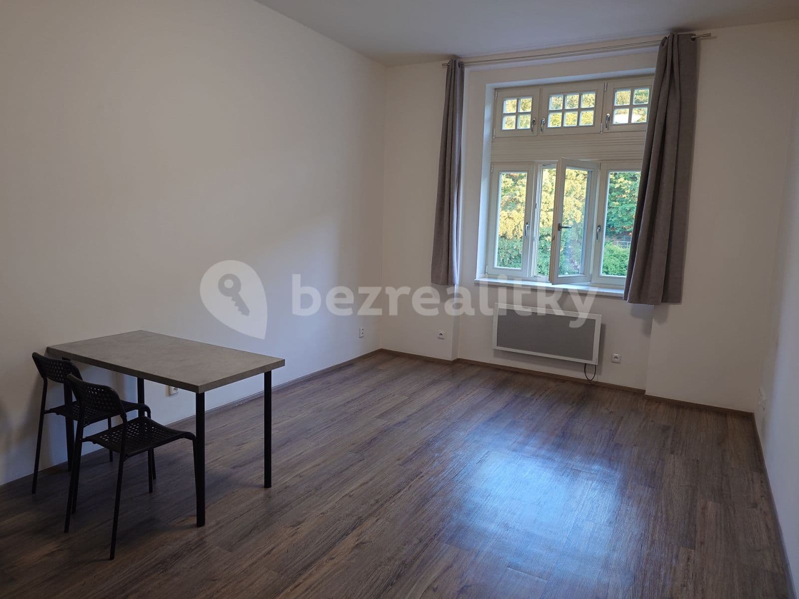 Small studio flat to rent, 28 m², Erbenova, Prague, Prague Small studio flat to rent, 28 m², Erbenova, Prague, Prague