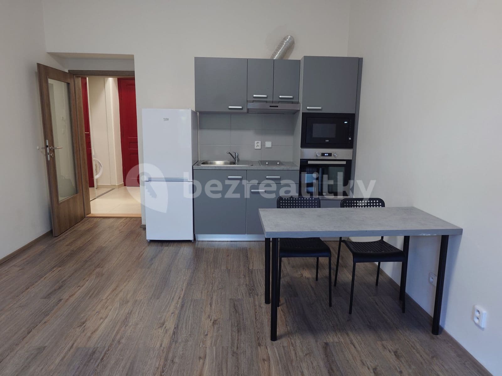 Small studio flat to rent, 28 m², Erbenova, Prague, Prague Small studio flat to rent, 28 m², Erbenova, Prague, Prague