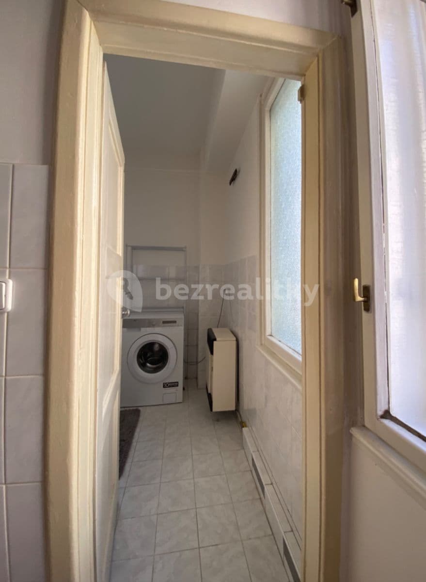 1 bedroom flat to rent, 39 m², Viklefova, Prague, Prague 1 bedroom flat to rent, 39 m², Viklefova, Prague, Prague