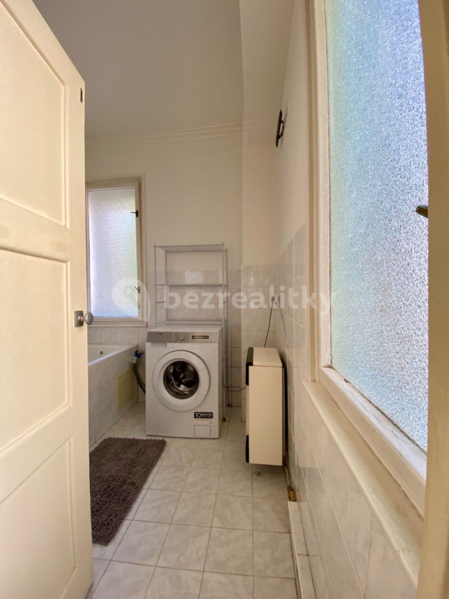 1 bedroom flat to rent, 39 m², Viklefova, Prague, Prague 1 bedroom flat to rent, 39 m², Viklefova, Prague, Prague