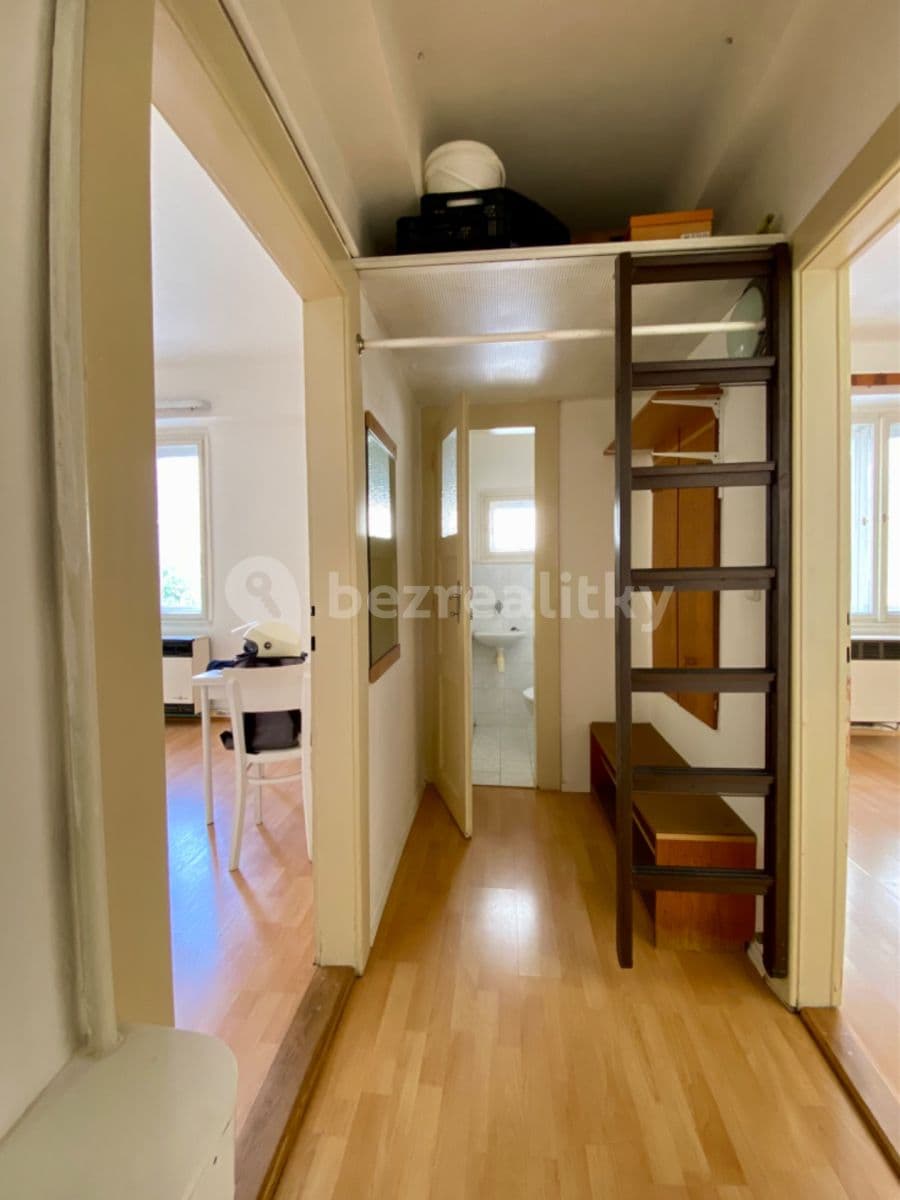 1 bedroom flat to rent, 39 m², Viklefova, Prague, Prague 1 bedroom flat to rent, 39 m², Viklefova, Prague, Prague