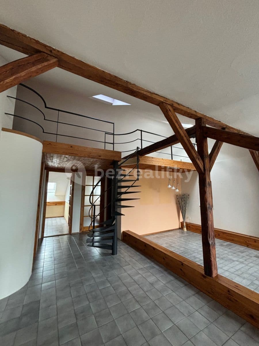 3 bedroom with open-plan kitchen flat to rent, 95 m², Antonína Slavíka, Brno, Jihomoravský Region 3 bedroom with open-plan kitchen flat to rent, 95 m², Antonína Slavíka, Brno, Jihomoravský Region