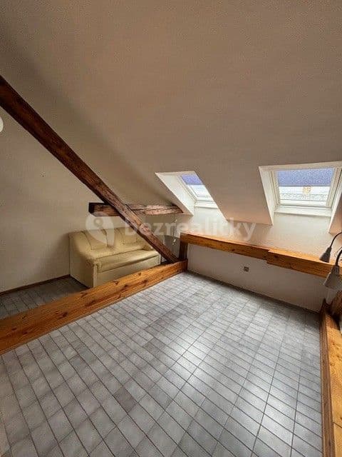 3 bedroom with open-plan kitchen flat to rent, 95 m², Antonína Slavíka, Brno, Jihomoravský Region 3 bedroom with open-plan kitchen flat to rent, 95 m², Antonína Slavíka, Brno, Jihomoravský Region