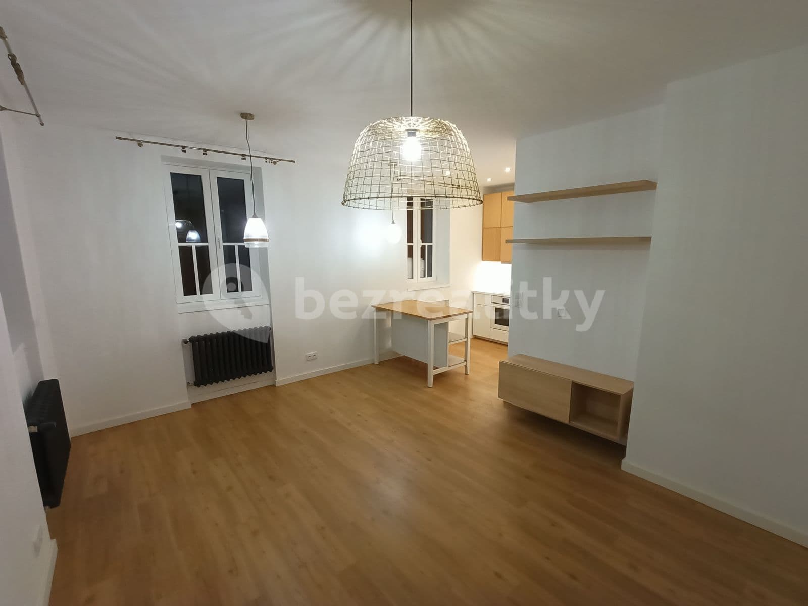 1 bedroom with open-plan kitchen flat to rent, 50 m², U Nikolajky, Prague, Prague 1 bedroom with open-plan kitchen flat to rent, 50 m², U Nikolajky, Prague, Prague