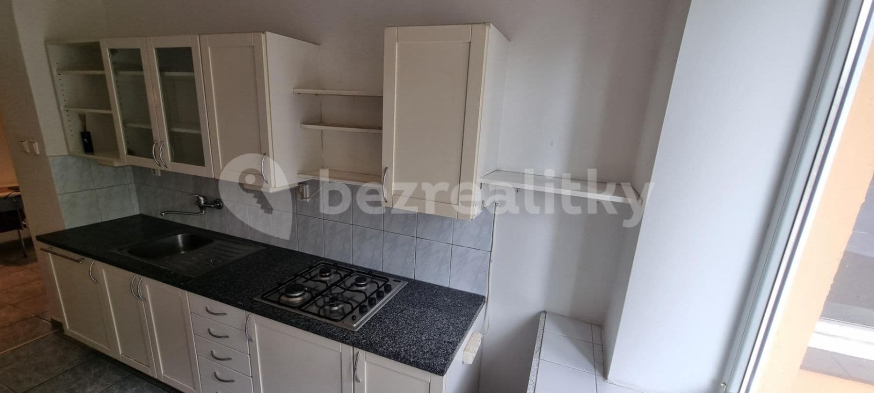 2 bedroom flat to rent, 71 m², 28. pluku, Prague, Prague 2 bedroom flat to rent, 71 m², 28. pluku, Prague, Prague