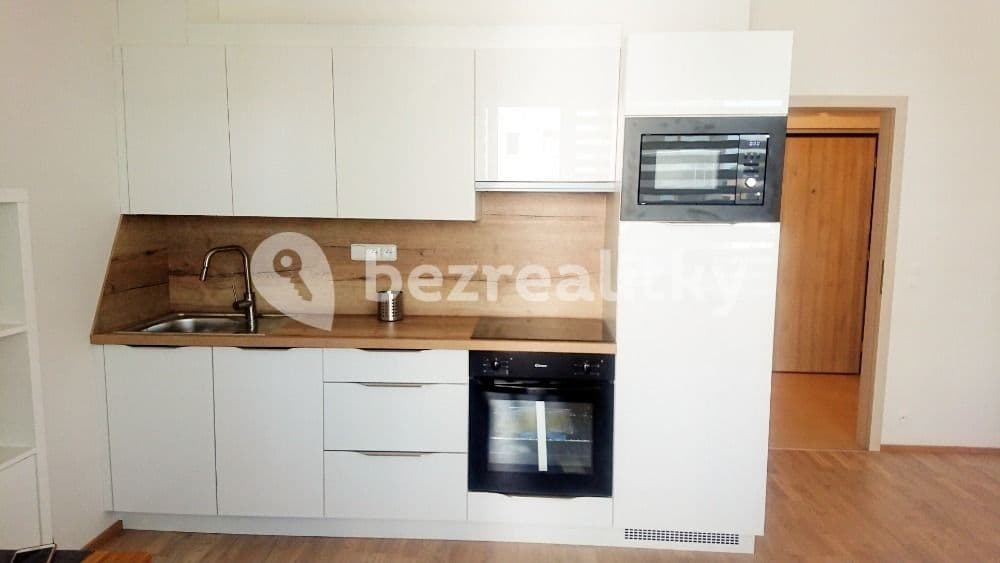 Studio flat to rent, 37 m², Waltariho, Prague, Prague Studio flat to rent, 37 m², Waltariho, Prague, Prague