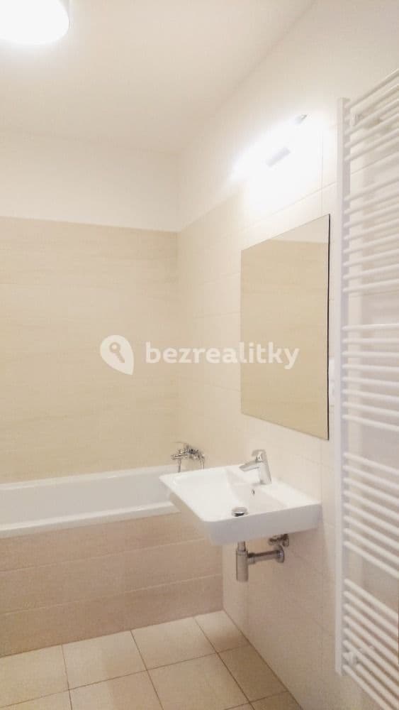 Studio flat to rent, 37 m², Waltariho, Prague, Prague Studio flat to rent, 37 m², Waltariho, Prague, Prague