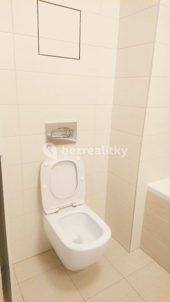 Studio flat to rent, 37 m², Waltariho, Prague, Prague Studio flat to rent, 37 m², Waltariho, Prague, Prague