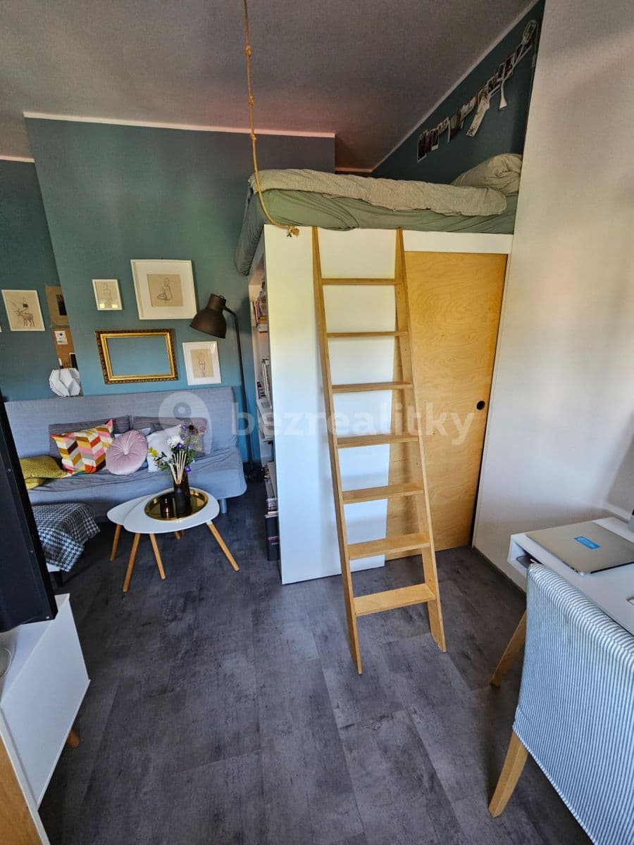 Studio flat to rent, 37 m², Peckova, Prague, Prague Studio flat to rent, 37 m², Peckova, Prague, Prague