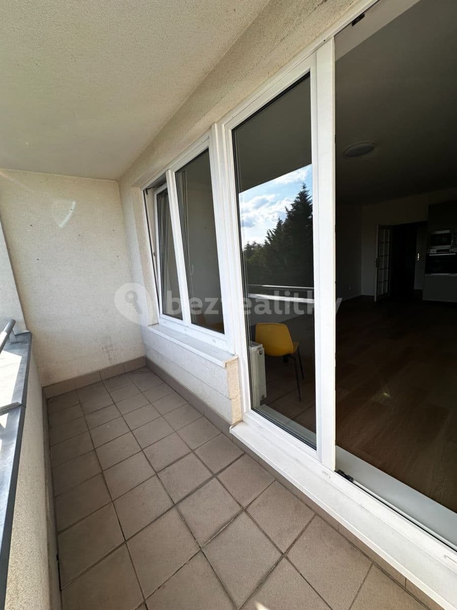 Studio flat to rent, 34 m², Toskánská, Hostivice, Středočeský Region Studio flat to rent, 34 m², Toskánská, Hostivice, Středočeský Region