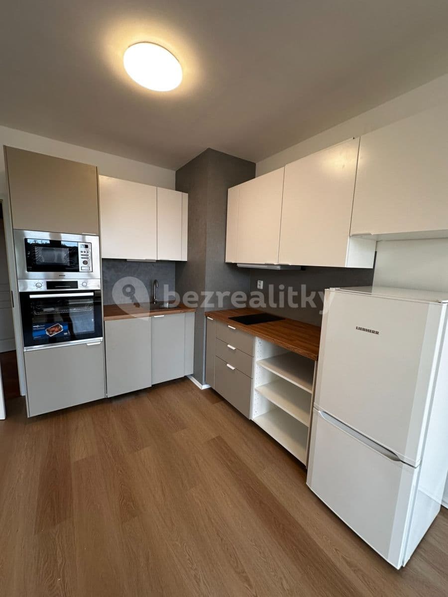 Studio flat to rent, 34 m², Toskánská, Hostivice, Středočeský Region Studio flat to rent, 34 m², Toskánská, Hostivice, Středočeský Region