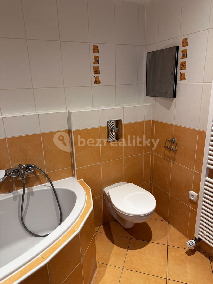 Studio flat to rent, 34 m², Toskánská, Hostivice, Středočeský Region Studio flat to rent, 34 m², Toskánská, Hostivice, Středočeský Region