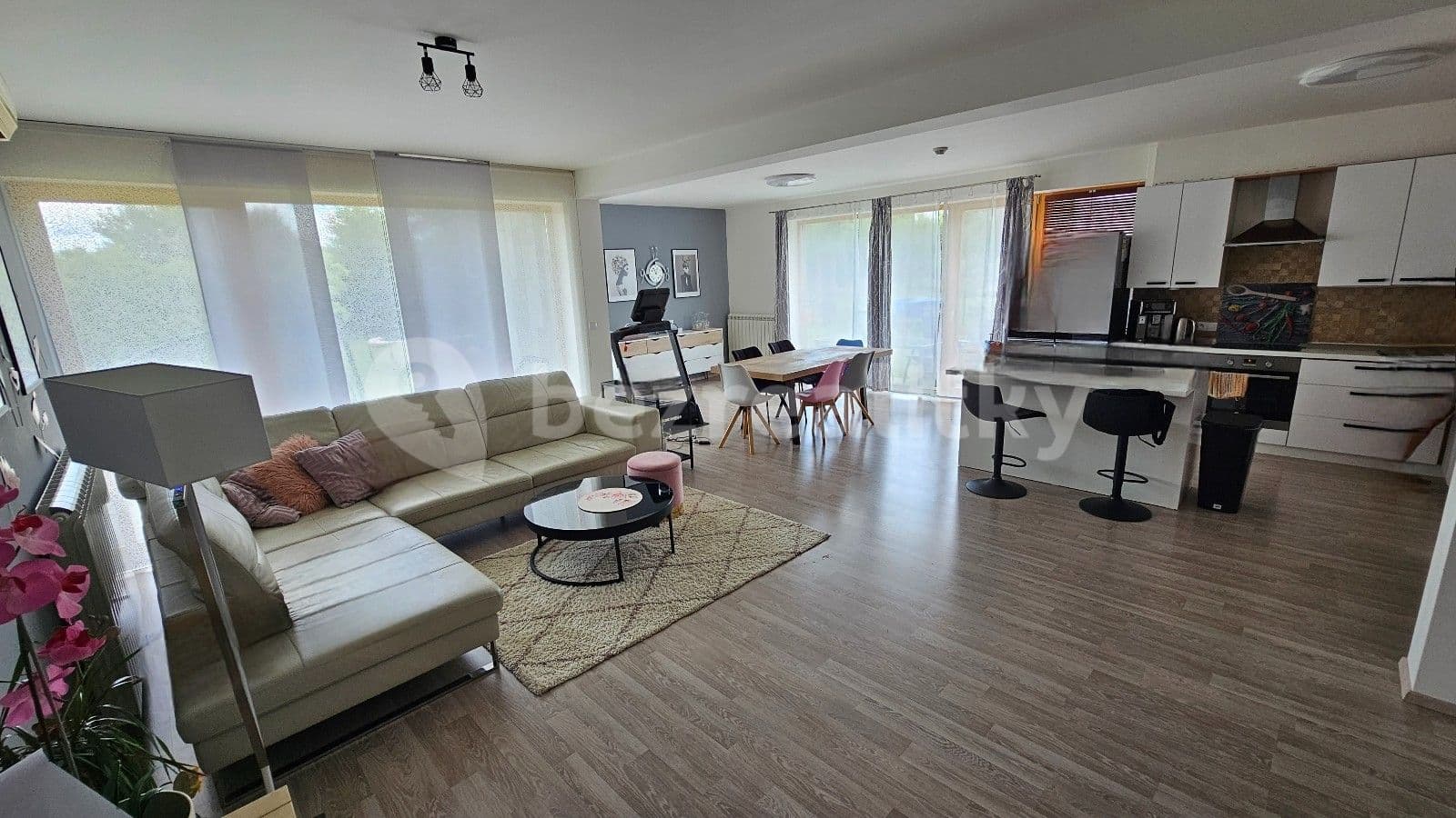 house to rent, 200 m², Lhenická, Prague, Prague house to rent, 200 m², Lhenická, Prague, Prague