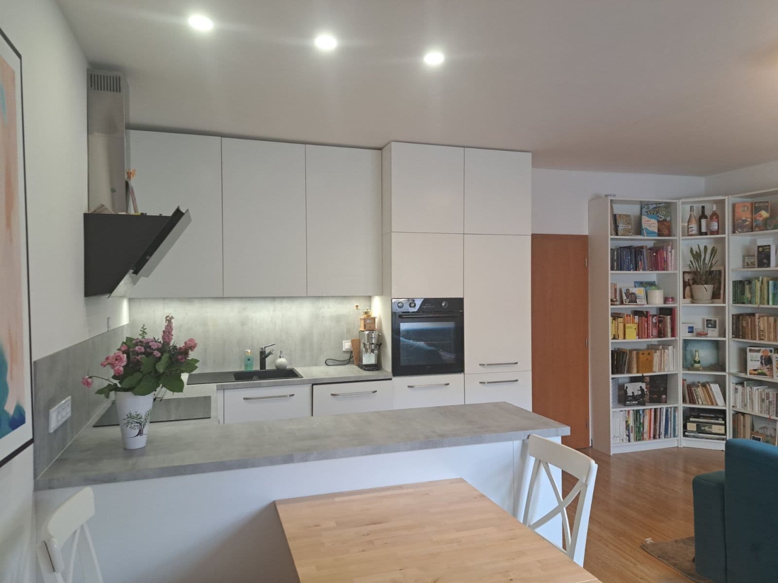 1 bedroom with open-plan kitchen flat to rent, 74 m², Loděnice, Středočeský Region 1 bedroom with open-plan kitchen flat to rent, 74 m², Loděnice, Středočeský Region