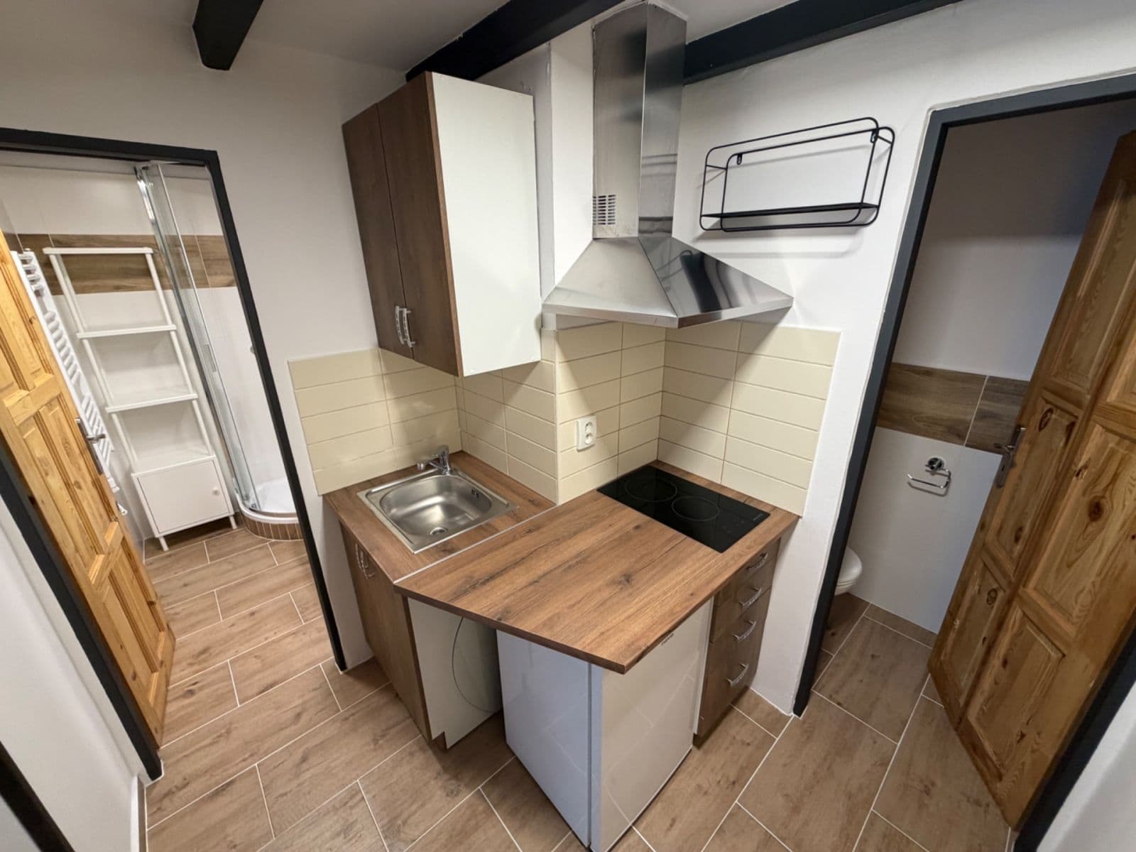 Studio flat to rent, 28 m², Ruská, Prague, Prague Studio flat to rent, 28 m², Ruská, Prague, Prague
