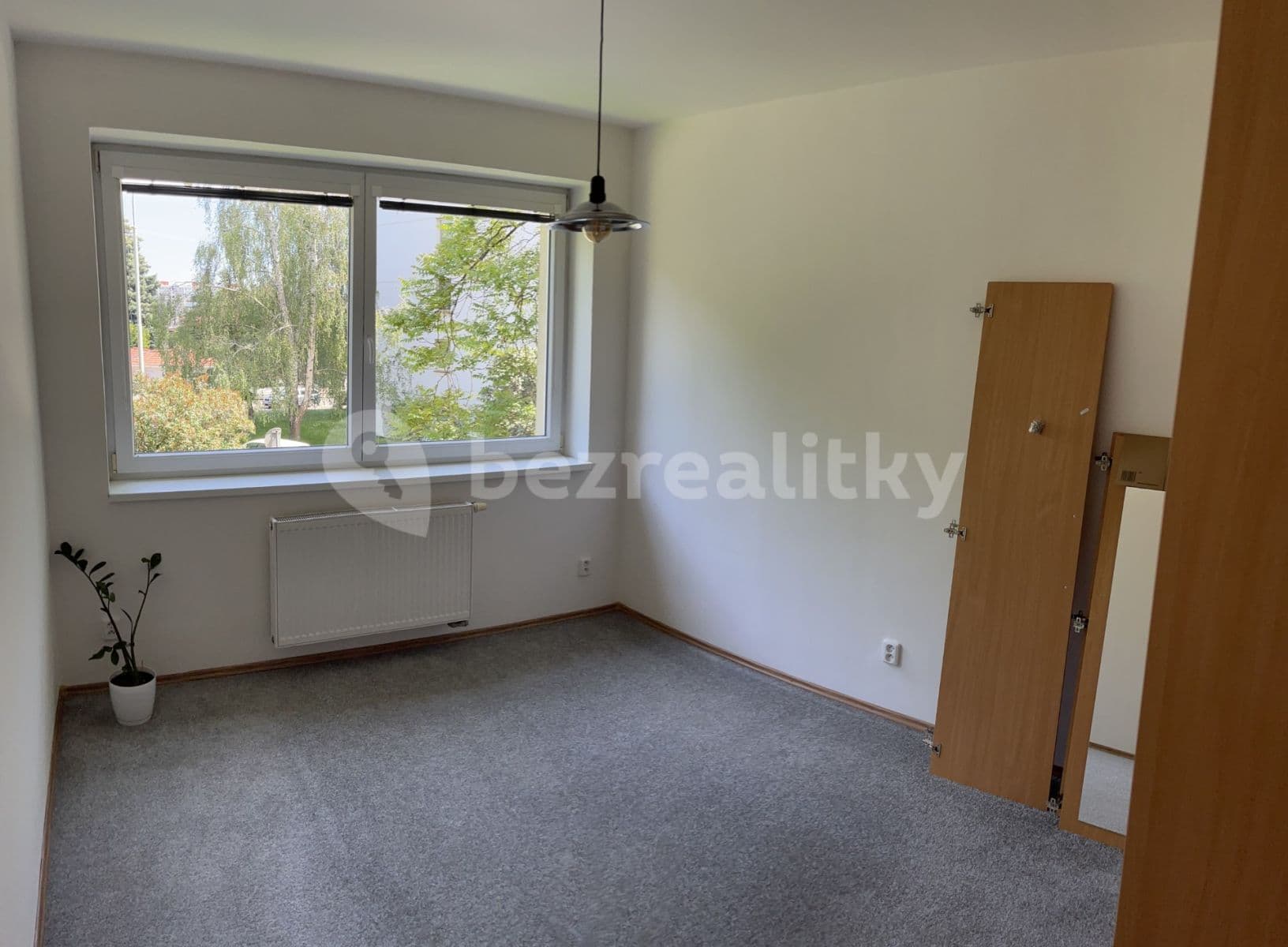 1 bedroom with open-plan kitchen flat to rent, 63 m², Měšická, Prague, Prague 1 bedroom with open-plan kitchen flat to rent, 63 m², Měšická, Prague, Prague