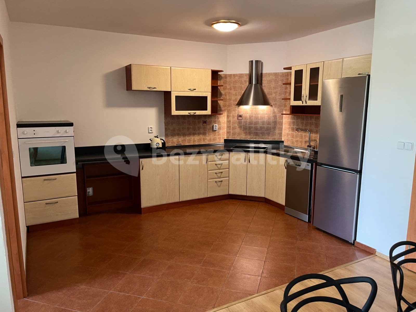 1 bedroom with open-plan kitchen flat to rent, 63 m², Měšická, Prague, Prague 1 bedroom with open-plan kitchen flat to rent, 63 m², Měšická, Prague, Prague