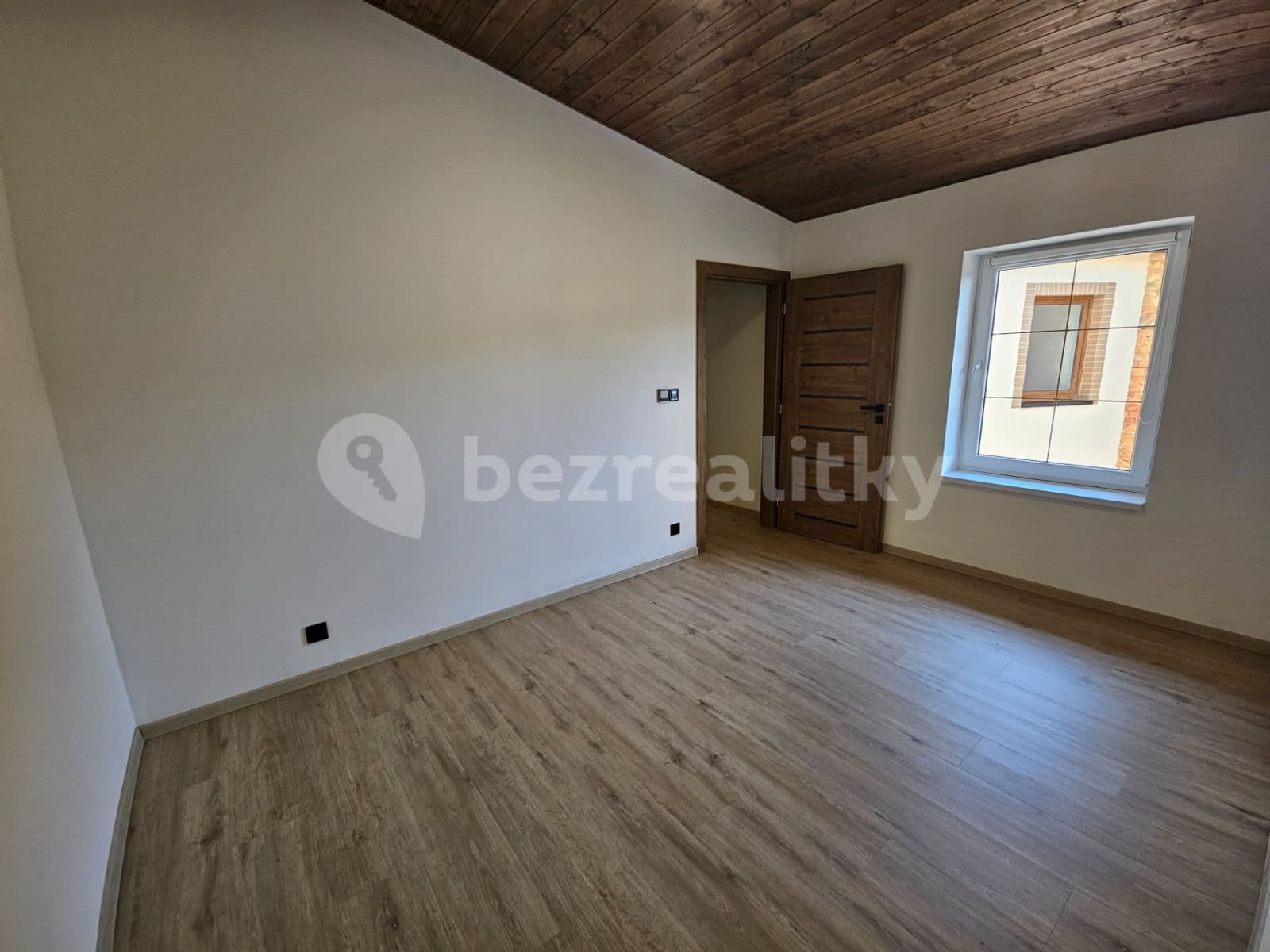 2 bedroom with open-plan kitchen flat to rent, 75 m², Kolmá, Olomouc, Olomoucký Region 2 bedroom with open-plan kitchen flat to rent, 75 m², Kolmá, Olomouc, Olomoucký Region