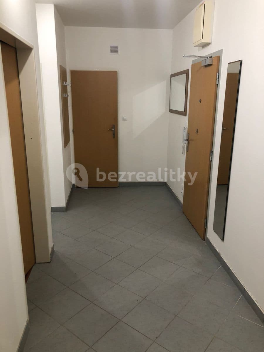 2 bedroom with open-plan kitchen flat to rent, 76 m², Pod Harfou, Prague, Prague 2 bedroom with open-plan kitchen flat to rent, 76 m², Pod Harfou, Prague, Prague
