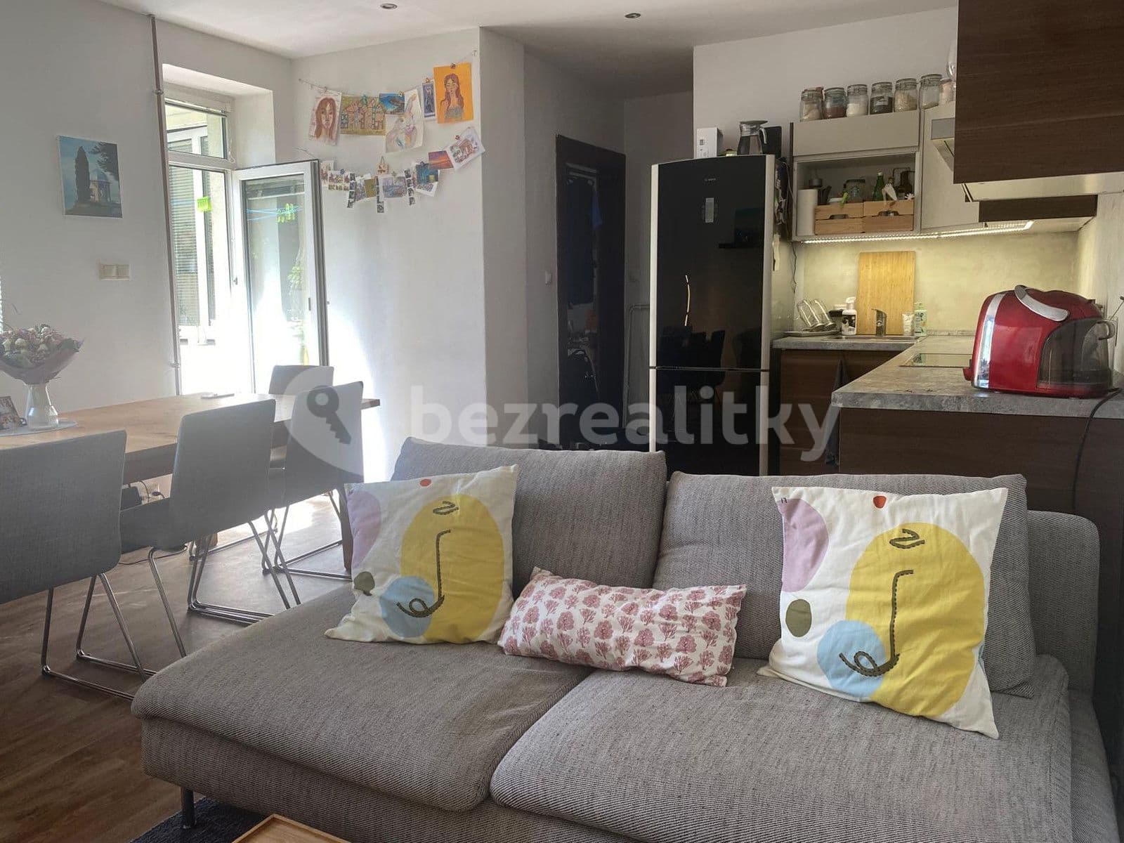 1 bedroom with open-plan kitchen flat to rent, 54 m², Jeremenkova, Prague, Prague 1 bedroom with open-plan kitchen flat to rent, 54 m², Jeremenkova, Prague, Prague