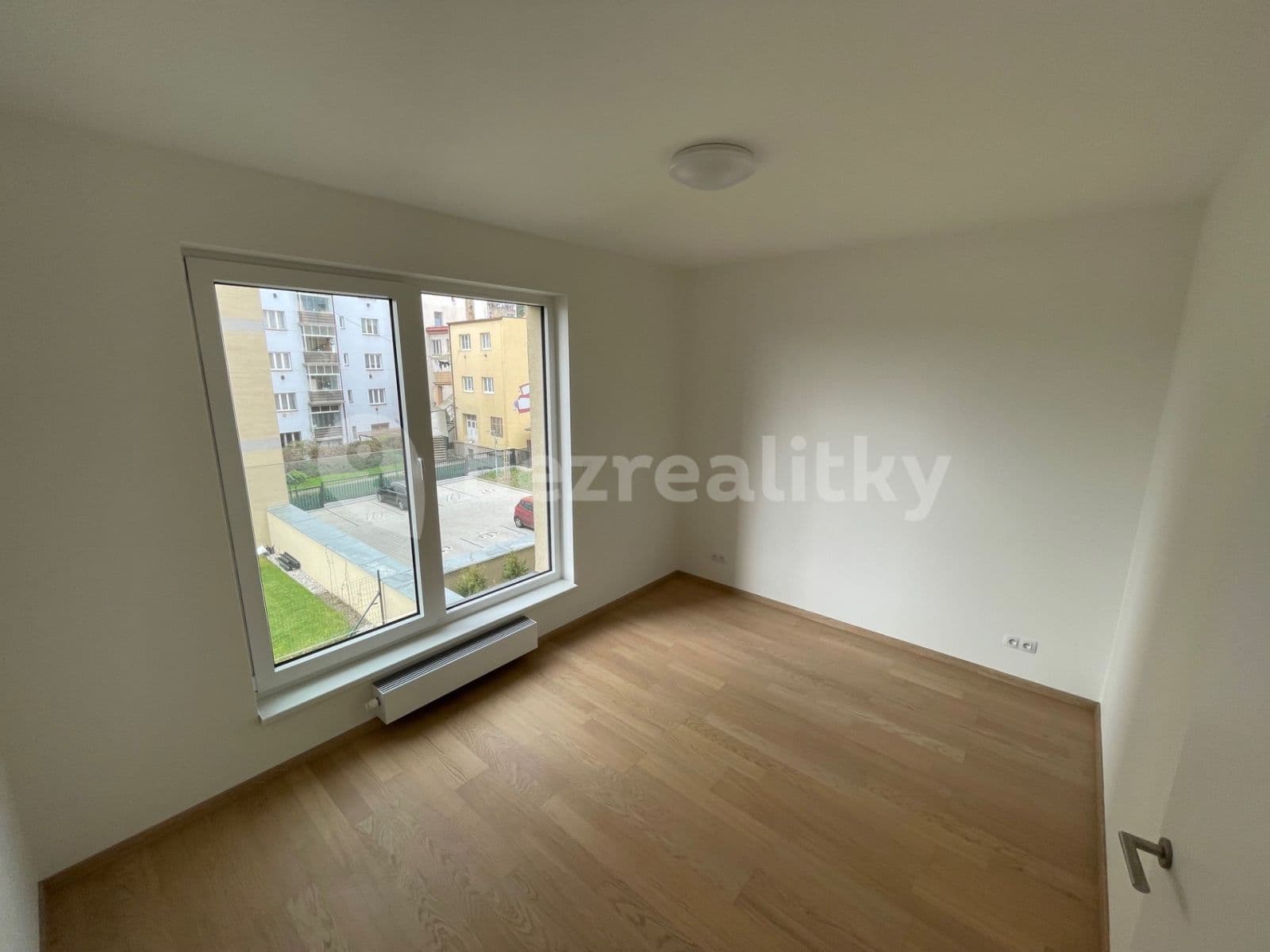 1 bedroom with open-plan kitchen flat to rent, 55 m², U Plynárny, Prague, Prague 1 bedroom with open-plan kitchen flat to rent, 55 m², U Plynárny, Prague, Prague