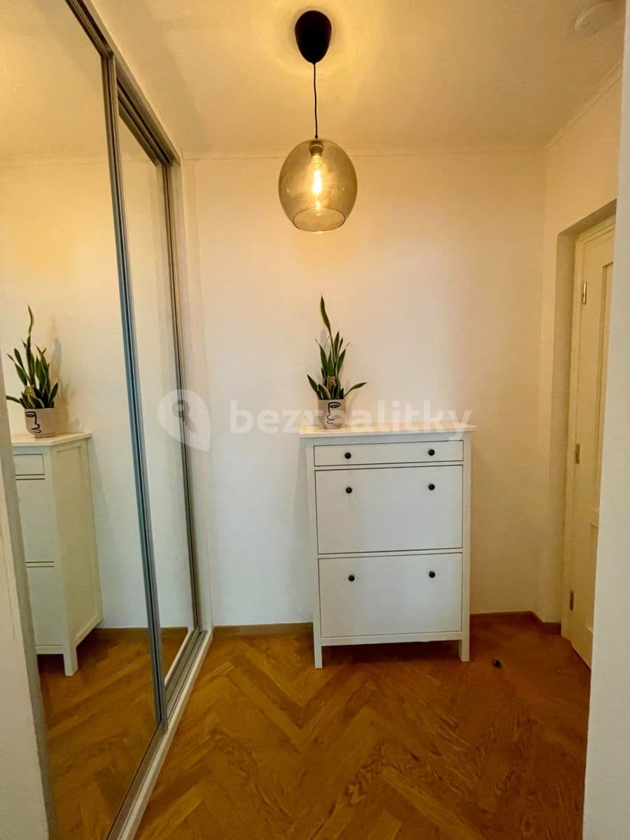 Studio flat to rent, 27 m², Černomořská, Prague, Prague Studio flat to rent, 27 m², Černomořská, Prague, Prague