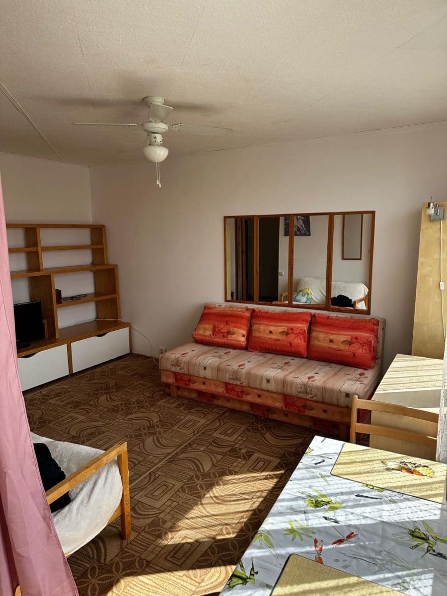 Studio flat to rent, 27 m², Dubrovnická, Prague, Prague Studio flat to rent, 27 m², Dubrovnická, Prague, Prague