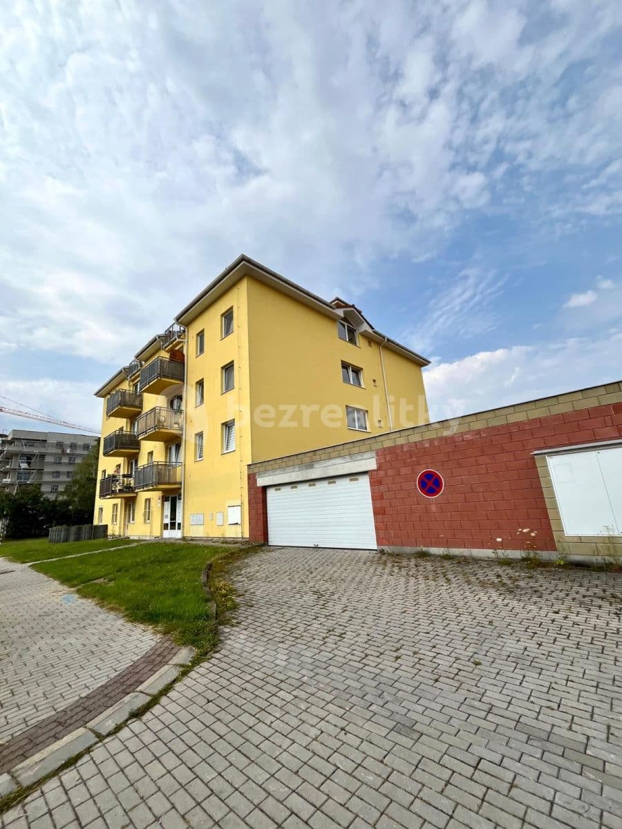 garage to rent, 16 m², Spojovací, České Budějovice, Jihočeský Region garage to rent, 16 m², Spojovací, České Budějovice, Jihočeský Region