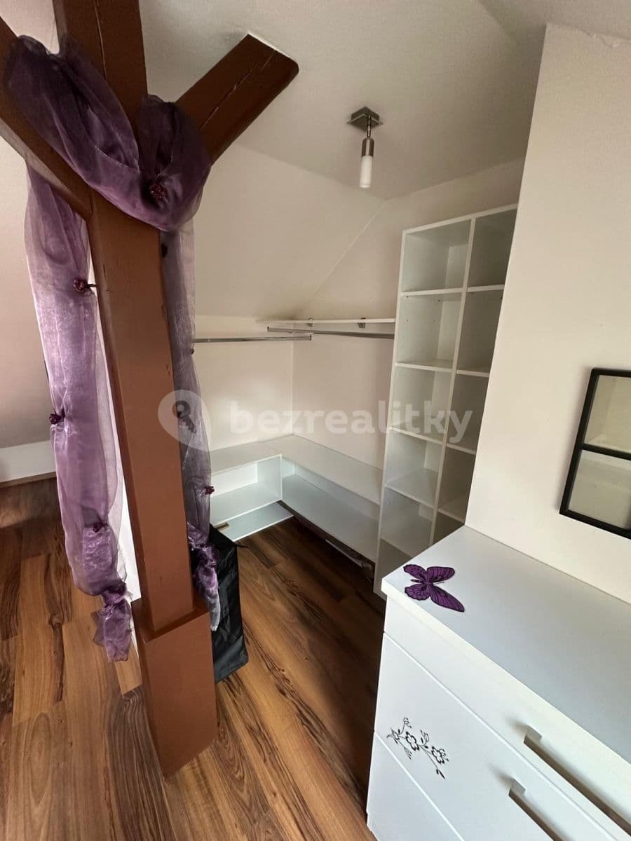 1 bedroom with open-plan kitchen flat to rent, 47 m², Hradešínská, Prague, Prague 1 bedroom with open-plan kitchen flat to rent, 47 m², Hradešínská, Prague, Prague