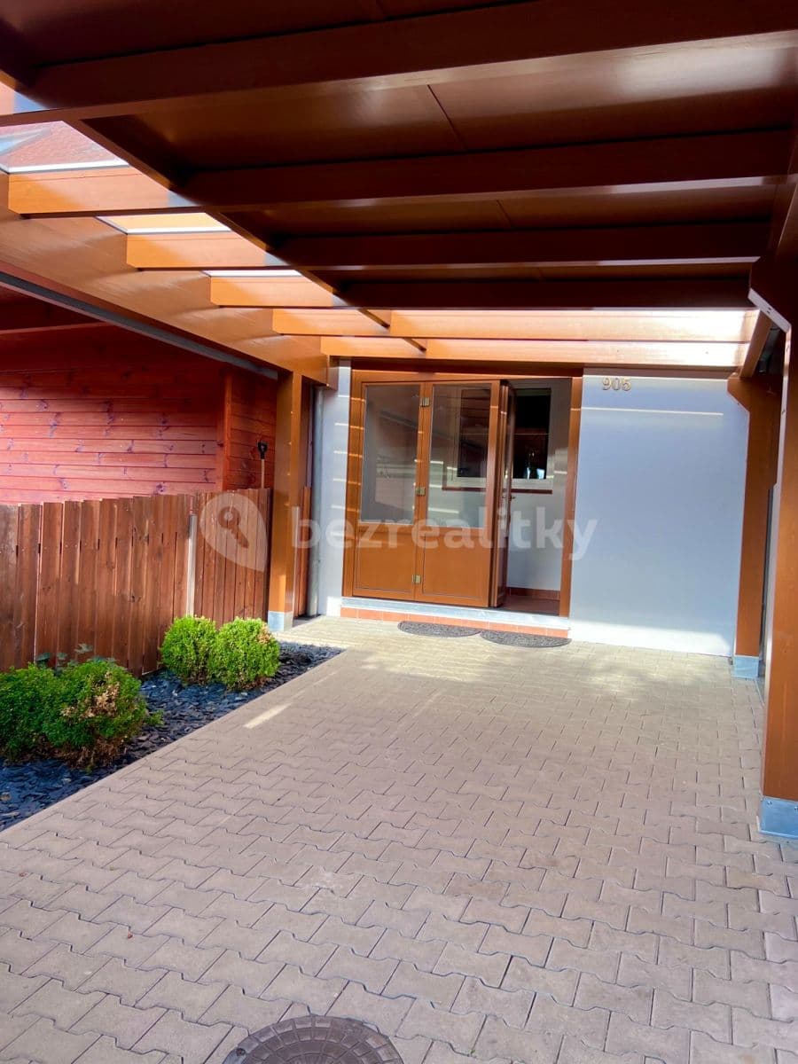 house to rent, 114 m², Okrajová, Líbeznice, Středočeský Region house to rent, 114 m², Okrajová, Líbeznice, Středočeský Region