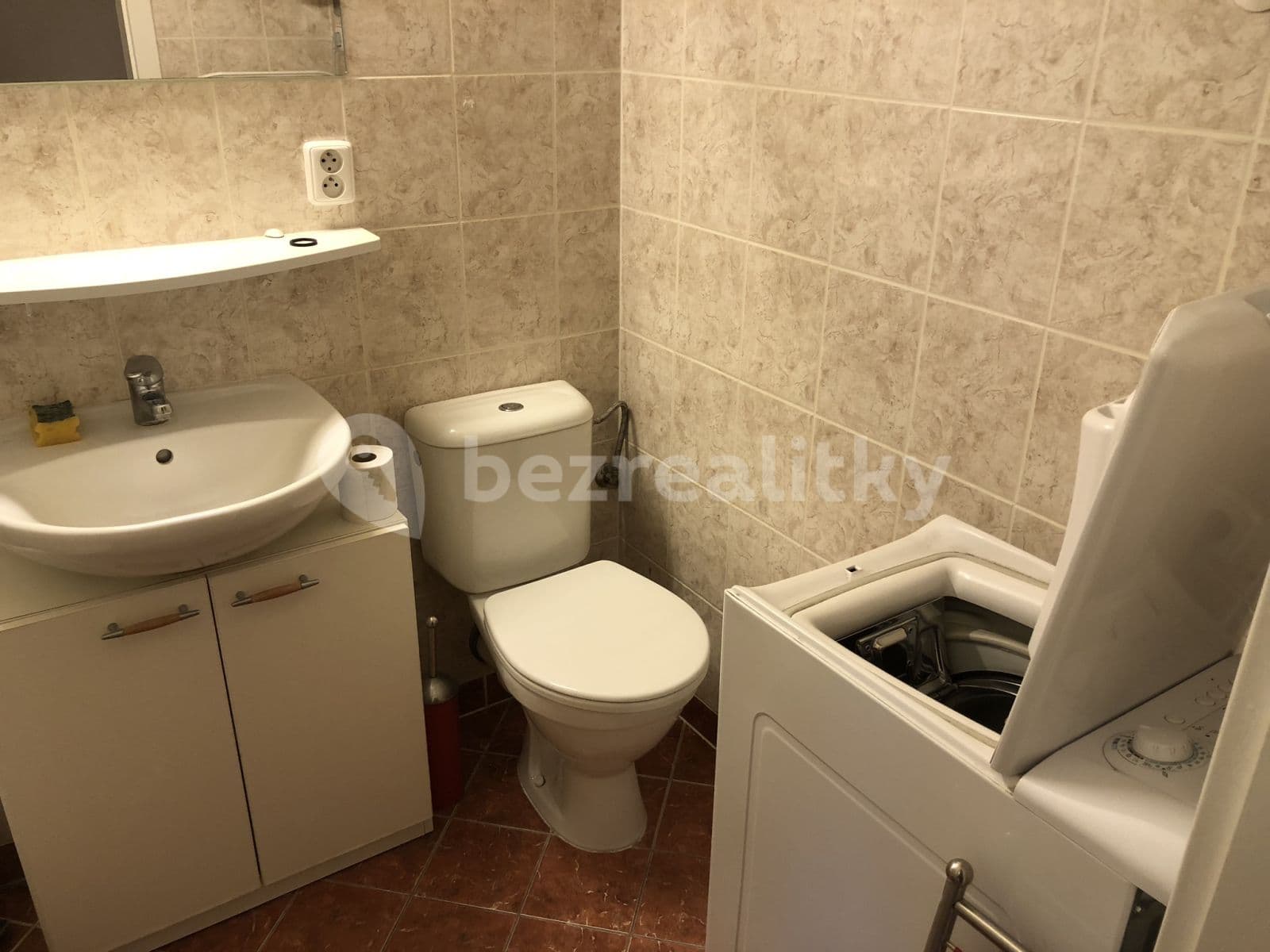 1 bedroom with open-plan kitchen flat to rent, 35 m², Brno, Jihomoravský Region 1 bedroom with open-plan kitchen flat to rent, 35 m², Brno, Jihomoravský Region