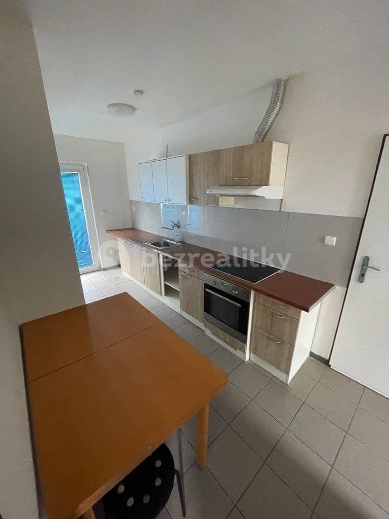 Small studio flat to rent, 25 m², Hálkova, Přelouč, Pardubický Region Small studio flat to rent, 25 m², Hálkova, Přelouč, Pardubický Region