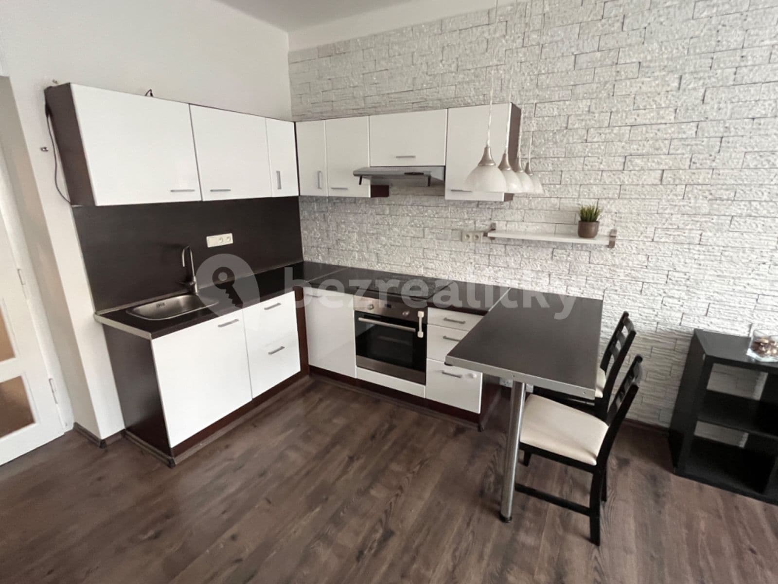1 bedroom with open-plan kitchen flat to rent, 50 m², Hartigova, Prague, Prague 1 bedroom with open-plan kitchen flat to rent, 50 m², Hartigova, Prague, Prague