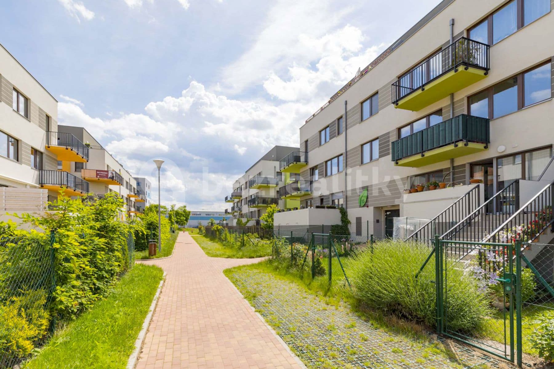 1 bedroom with open-plan kitchen flat to rent, 53 m², K Beranovu, Prague, Prague 1 bedroom with open-plan kitchen flat to rent, 53 m², K Beranovu, Prague, Prague