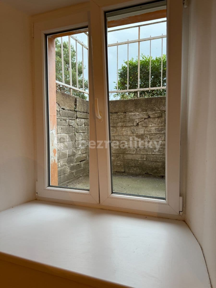 1 bedroom with open-plan kitchen flat to rent, 55 m², Xaveriova, Prague, Prague 1 bedroom with open-plan kitchen flat to rent, 55 m², Xaveriova, Prague, Prague